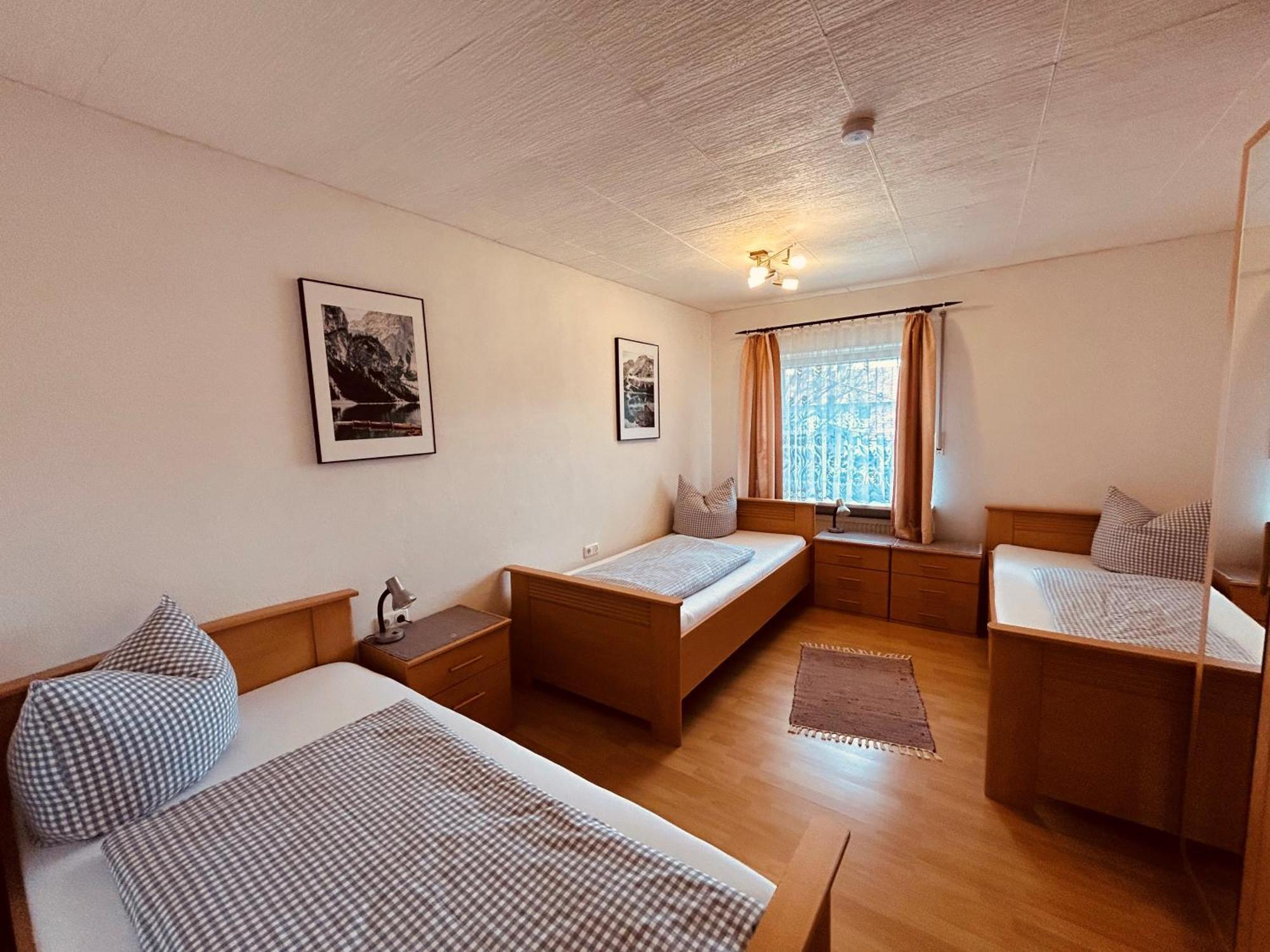 Pension Zum Krug, Messe Muenchen Hergolding Cameră foto